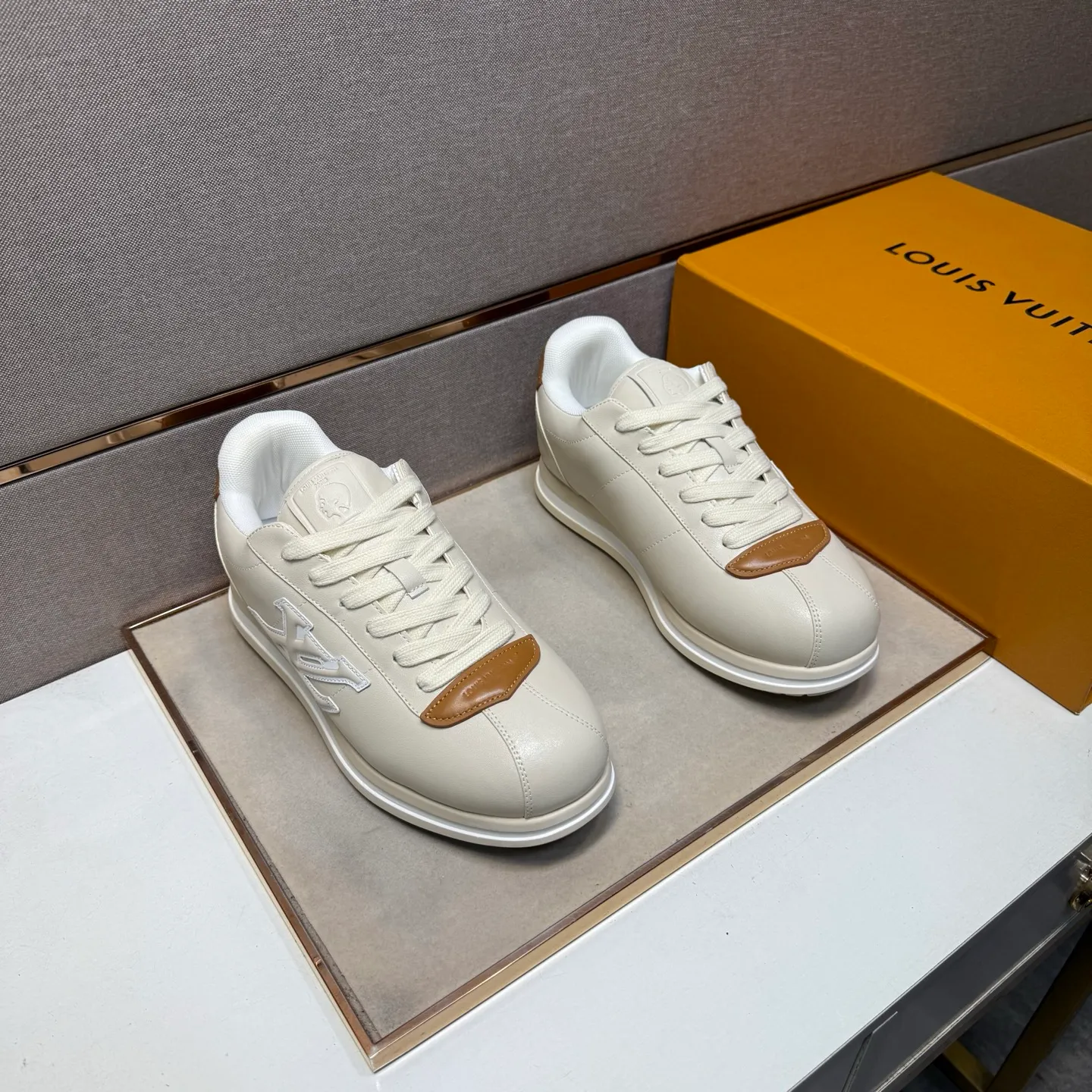 Men's men's shoes 💰pp560 [LV～] Men's casual shoes 2025z cabinet sales simultaneously 🔶Size: 38-44 #️⃣ 🔷6 colors🔜The upper is made of multi-material splicing➕Mesh lining, comfortable and breathable, sole: original comfortable and wear-resistant outsole, ⚠️real thing📱photographed🎬real thing is better📢📢📢
